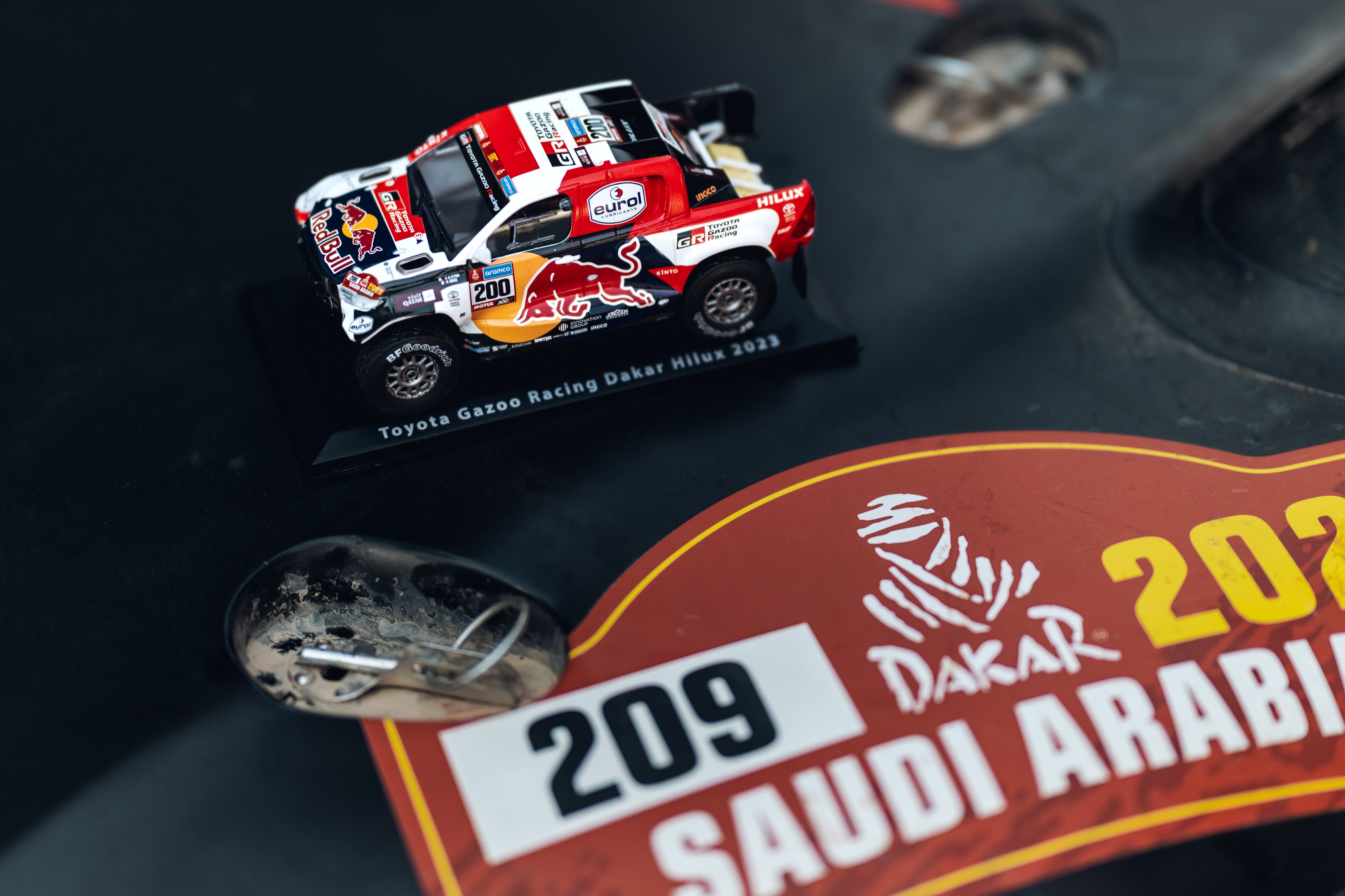 HILUX DAKAR A ESCALA ROJA, , large image number null